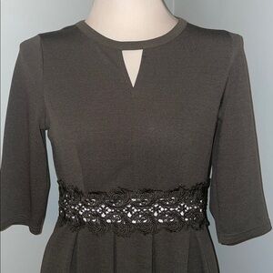 OWIN Olive Green Floral Lace Flared A-Line Swing Dress. 3/4 sleeves. Size Medium